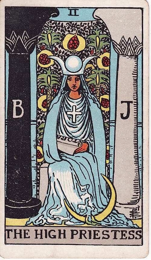 La Sacerdotisa